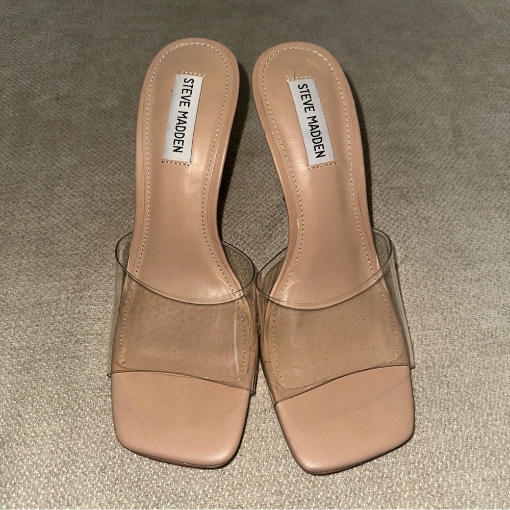 Steve Madden Signal Clear heals